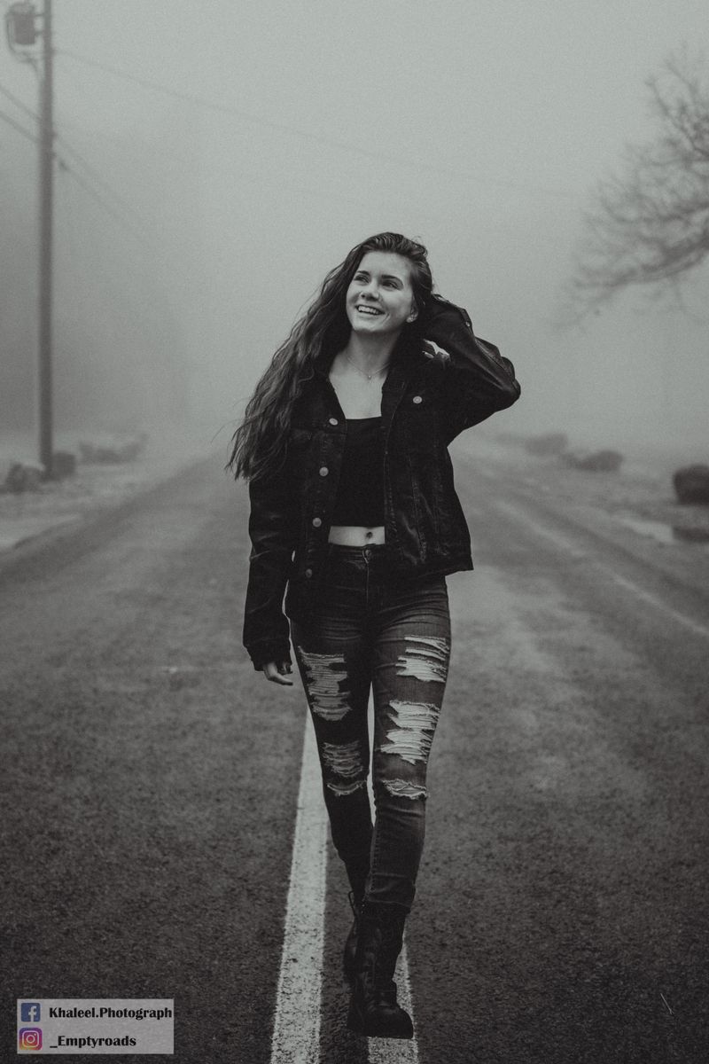 B&W